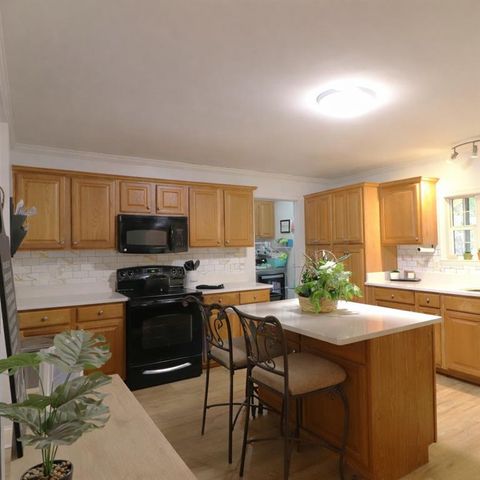 4650 Perry Road, Gainesville, GA 30506