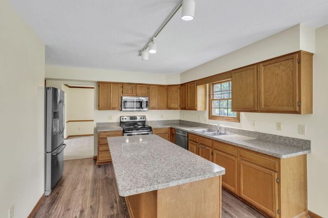 7641 Finbarr Court, Dublin, OH 43017