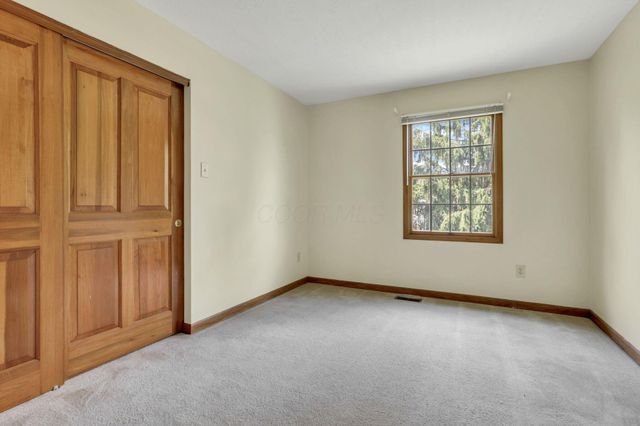 7641 Finbarr Court, Dublin, OH 43017