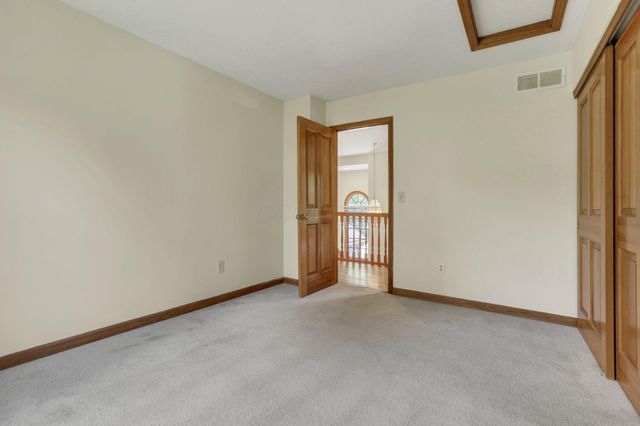 7641 Finbarr Court, Dublin, OH 43017