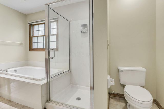 7641 Finbarr Court, Dublin, OH 43017