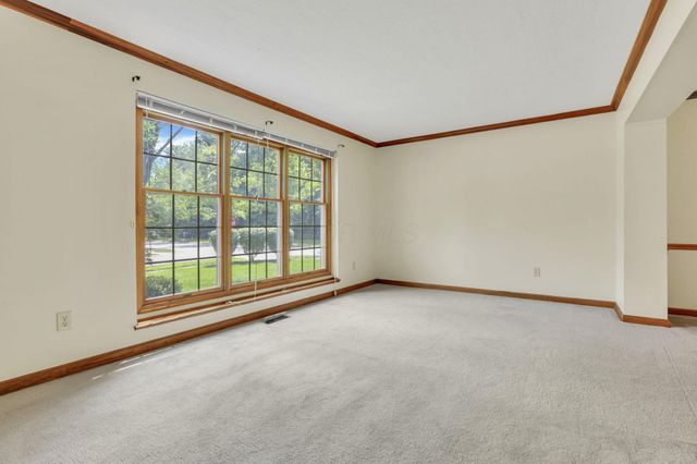 7641 Finbarr Court, Dublin, OH 43017