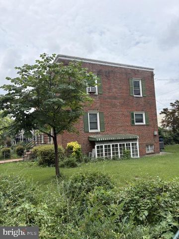 1 ROCK CREEK CHURCH RD NW, Washington, DC 20011