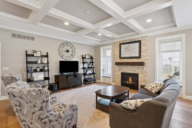 3366 Field Sike Drive, Bettendorf, IA 52722