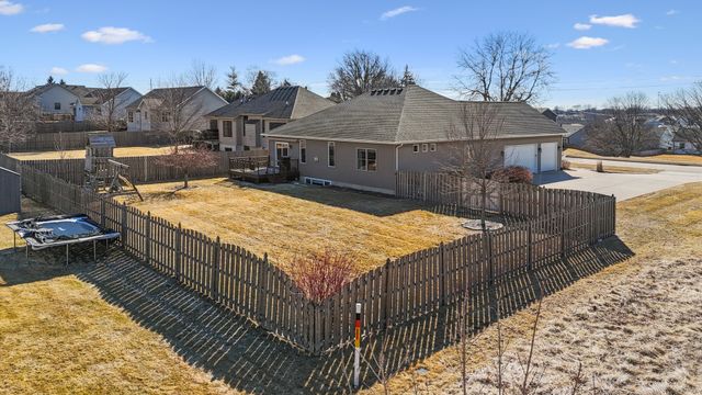 3366 Field Sike Drive, Bettendorf, IA 52722