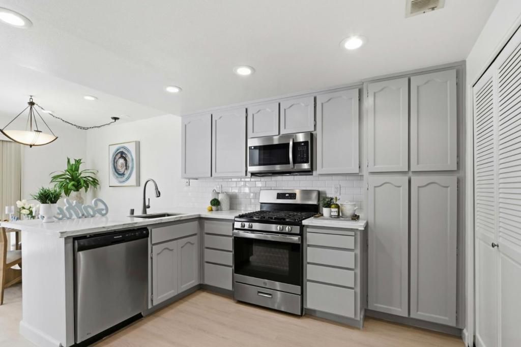 Image 13 of property listing at 4748 Lago Vista Circle, San Jose, CA 95129