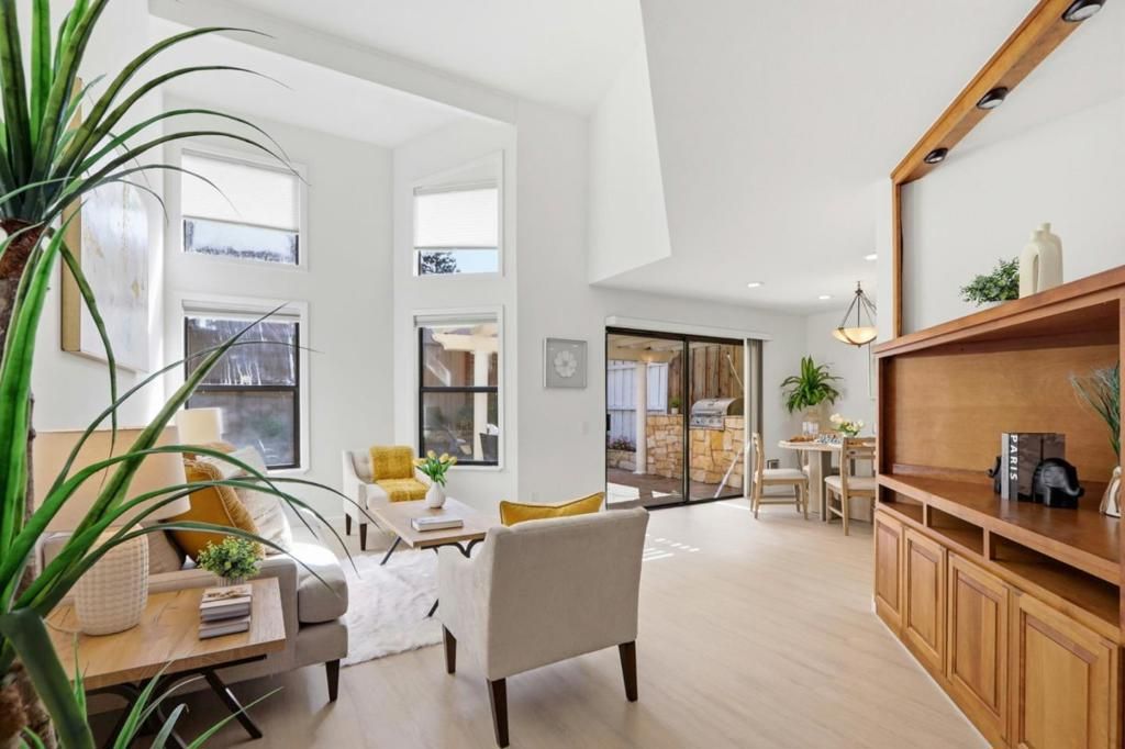 Image 5 of property listing at 4748 Lago Vista Circle, San Jose, CA 95129