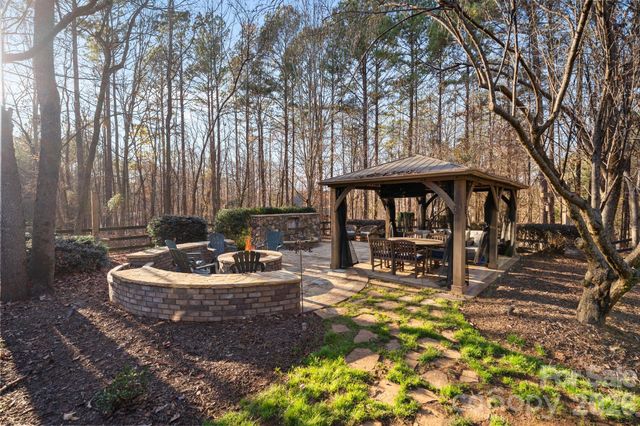 161 E Cold Hollow Farms Drive, Mooresville, NC 28117