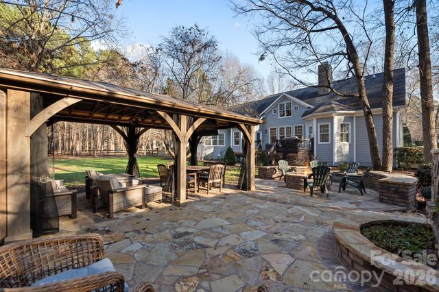 161 E Cold Hollow Farms Drive, Mooresville, NC 28117