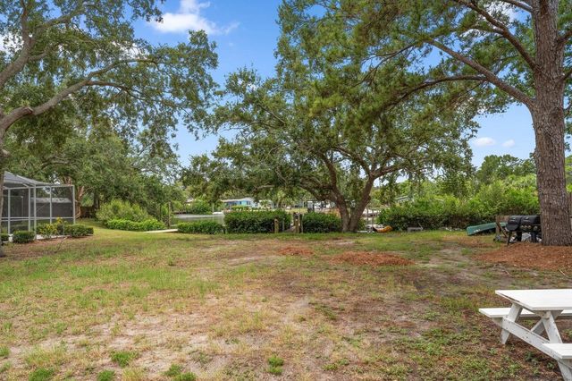 912 SEMINOLE BOULEVARD, Tarpon Springs, FL 34689