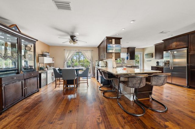 912 SEMINOLE BOULEVARD, Tarpon Springs, FL 34689
