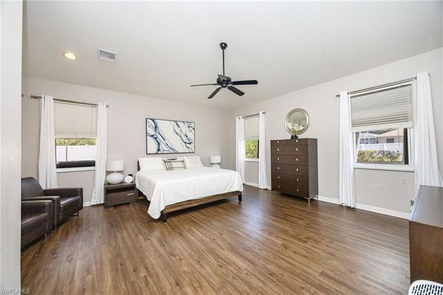 382 Burnt Pine DR, Naples, FL 34119
