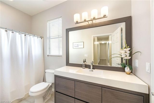 382 Burnt Pine DR, Naples, FL 34119