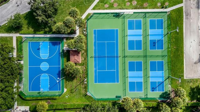 382 Burnt Pine DR, Naples, FL 34119