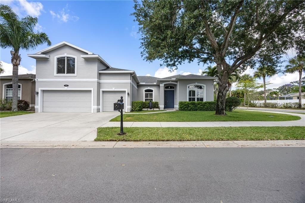 382 Burnt Pine DR, Naples, FL 34119