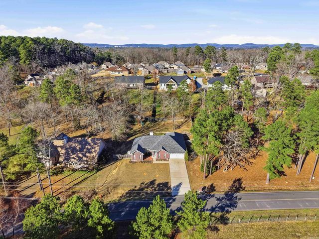 382 Arkridge Road, Hot Springs, AR 71913