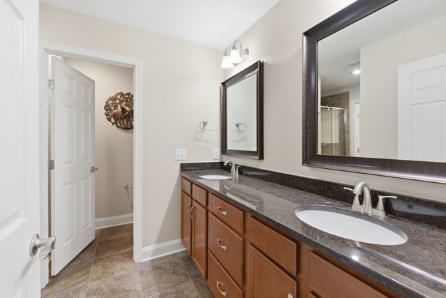 110 Irvine Ln, Franklin, TN 37064