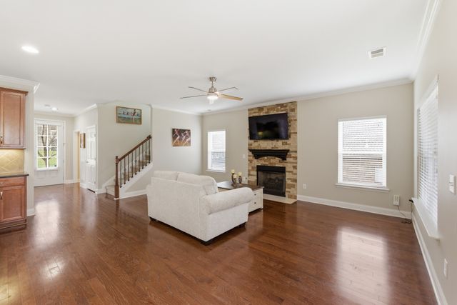 110 Irvine Ln, Franklin, TN 37064