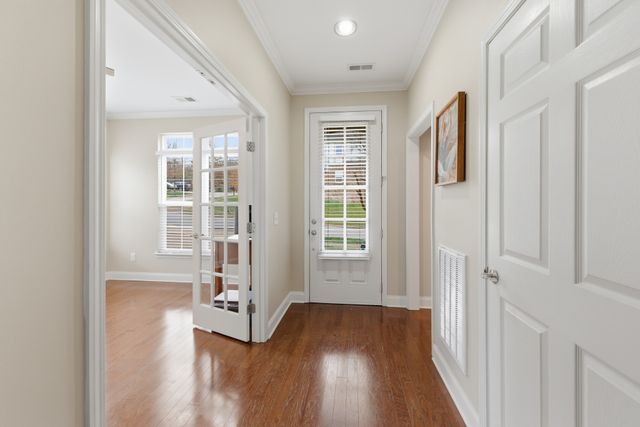 110 Irvine Ln, Franklin, TN 37064