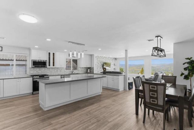 7467 Mission Gorge Rd. 219, Santee, CA 92071