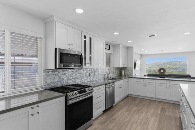 7467 Mission Gorge Rd. 219, Santee, CA 92071