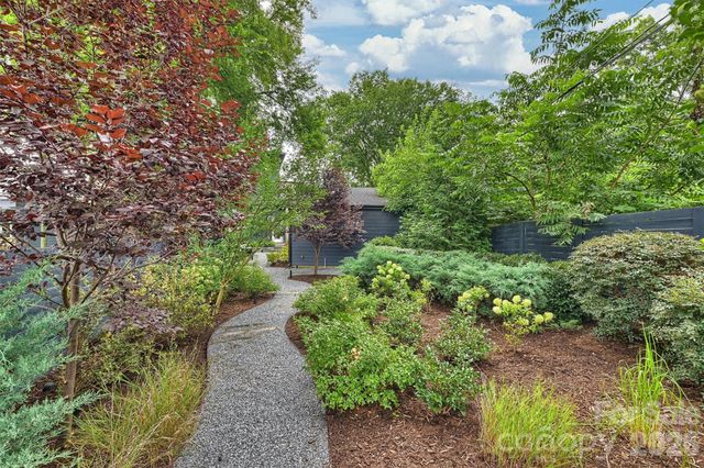 2111 Parson Street, Charlotte, NC 28205
