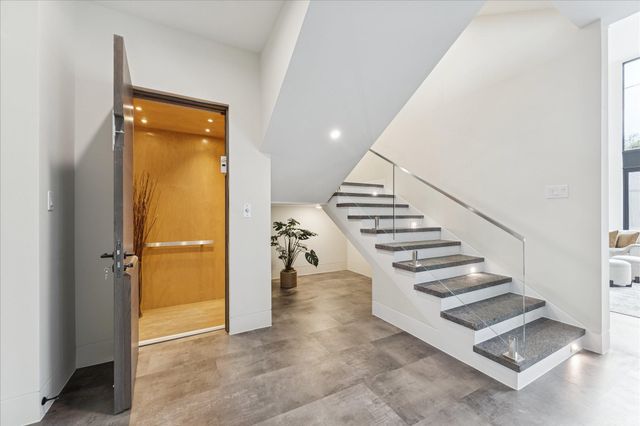 2610 Westgrove Lane, Houston, TX 77027