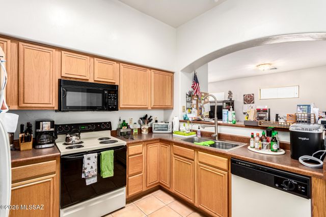 7379 E Placita Sacra, Tucson, AZ 85715