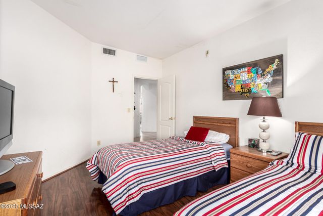 7379 E Placita Sacra, Tucson, AZ 85715