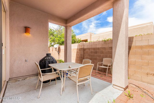 7379 E Placita Sacra, Tucson, AZ 85715