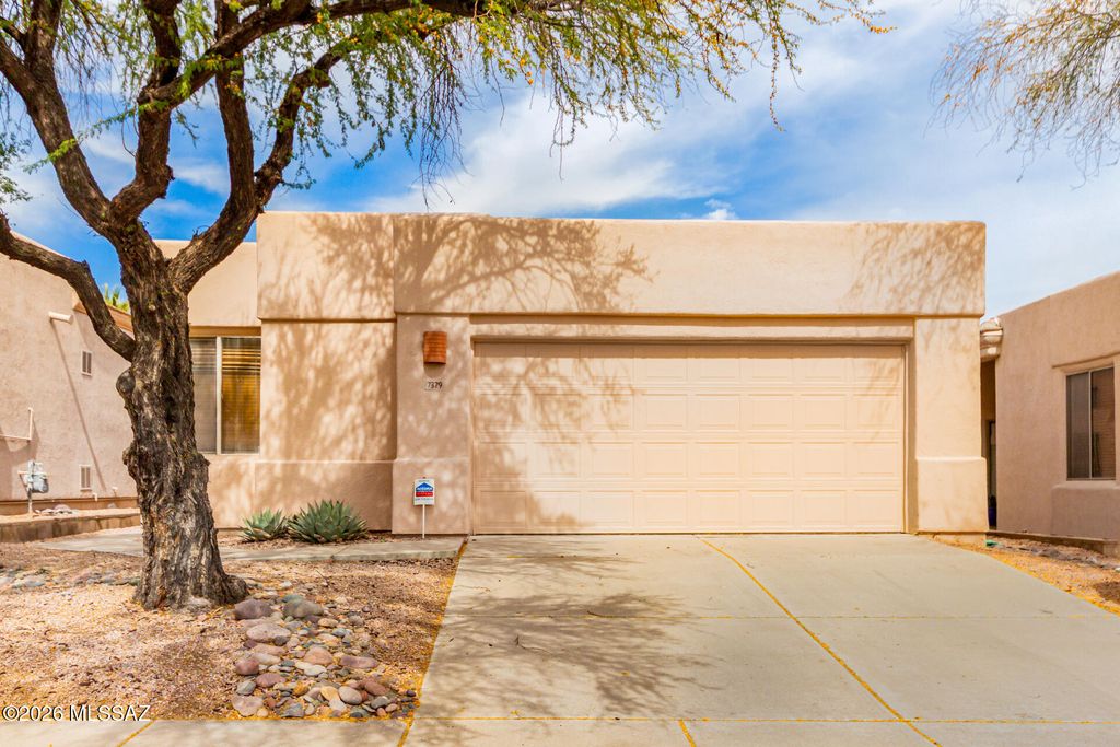 7379 E Placita Sacra, Tucson, AZ 85715