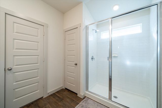 201 Elm Creek Drive, Hutto, TX 78634