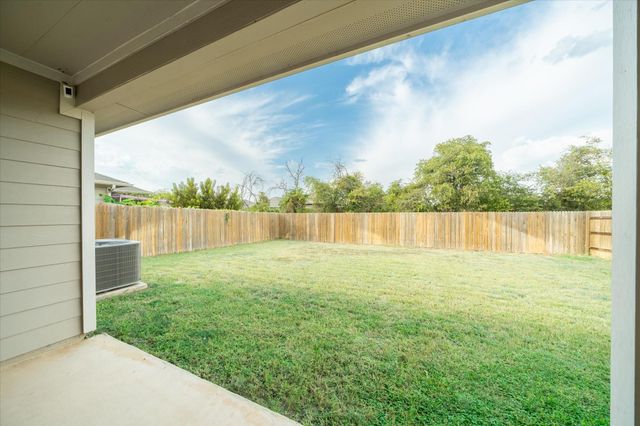 201 Elm Creek Drive, Hutto, TX 78634