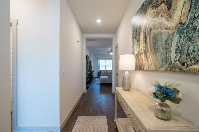 201 Elm Creek Drive, Hutto, TX 78634