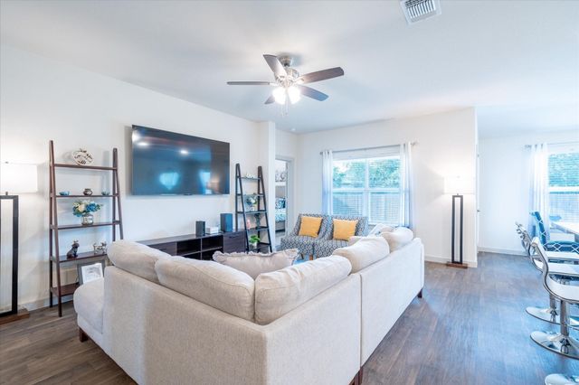 201 Elm Creek Drive, Hutto, TX 78634