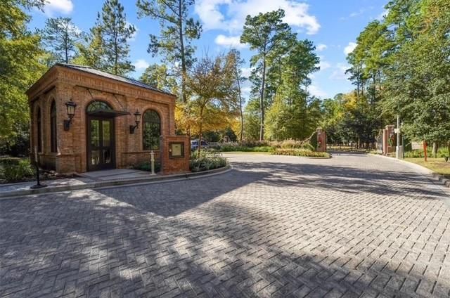 241 Eminence Isle, Montgomery, TX 77316
