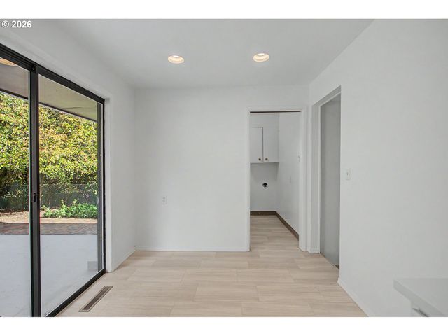 3018 Se 119TH Ave, Portland, OR 97266