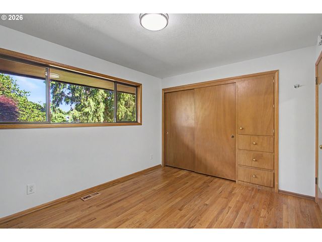3018 Se 119TH Ave, Portland, OR 97266
