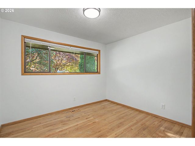 3018 Se 119TH Ave, Portland, OR 97266
