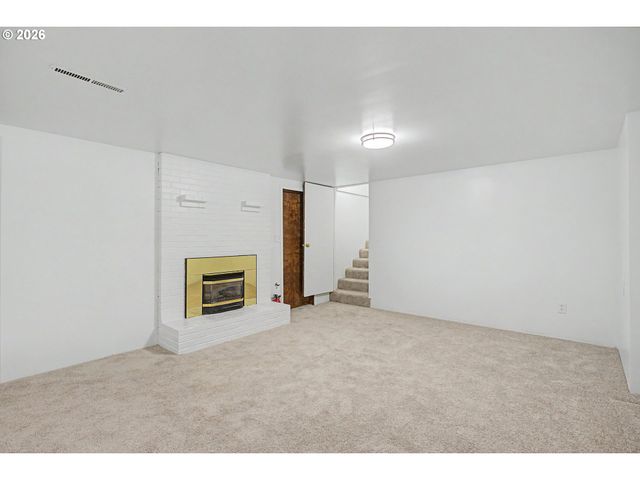 3018 Se 119TH Ave, Portland, OR 97266