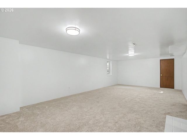 3018 Se 119TH Ave, Portland, OR 97266