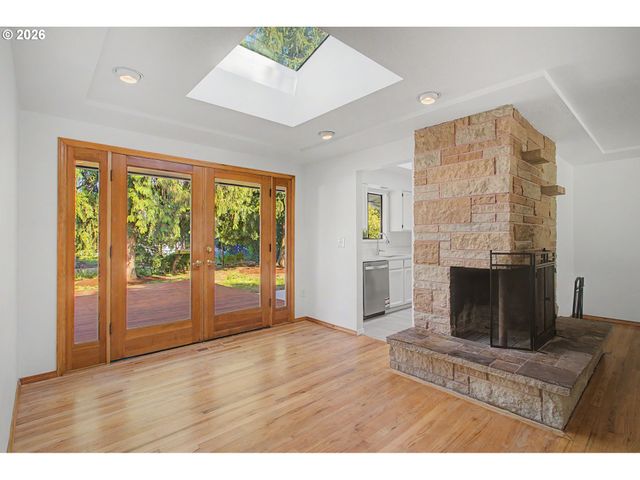 3018 Se 119TH Ave, Portland, OR 97266