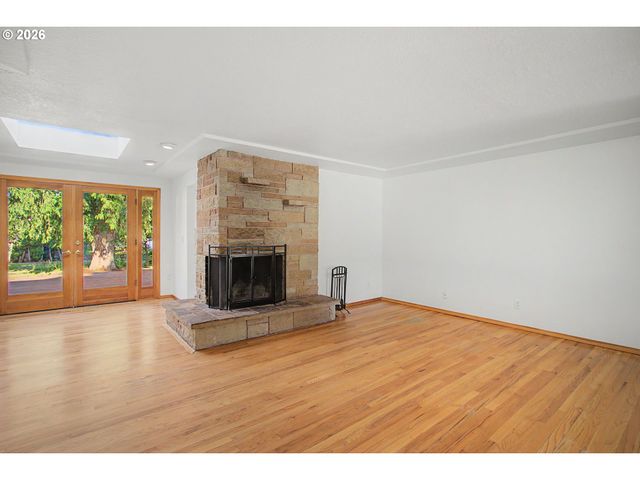3018 Se 119TH Ave, Portland, OR 97266