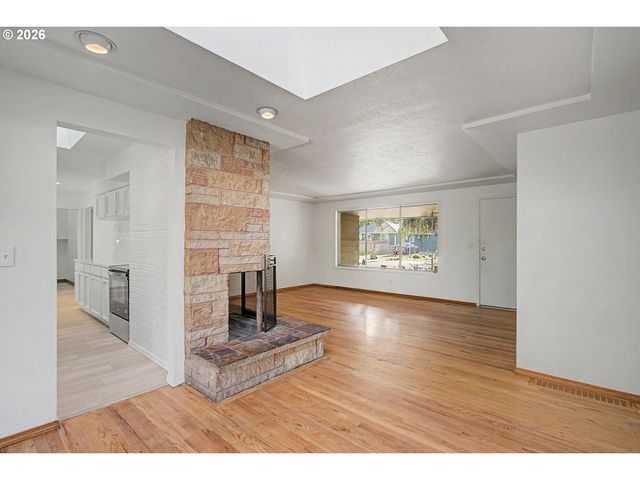 3018 Se 119TH Ave, Portland, OR 97266
