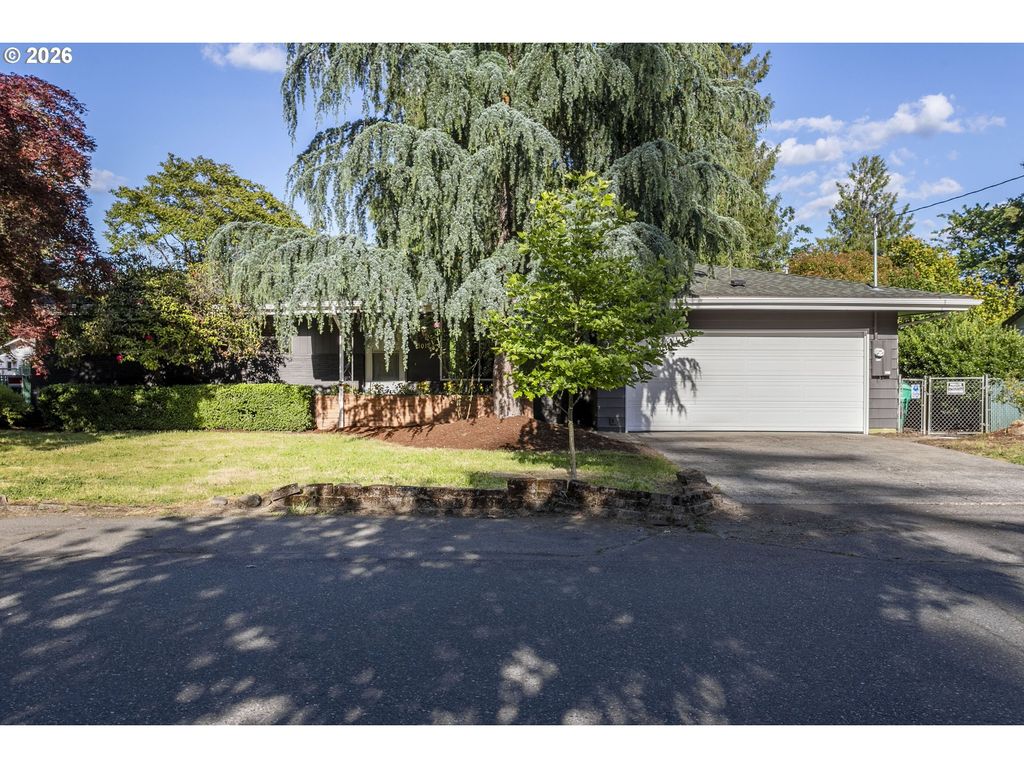 3018 Se 119TH Ave, Portland, OR 97266