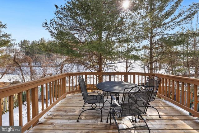 3059 ANTRIM CIR, Dumfries, VA 22026