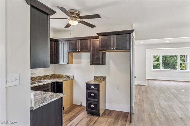 1551 Preston Avenue, Akron, OH 44305