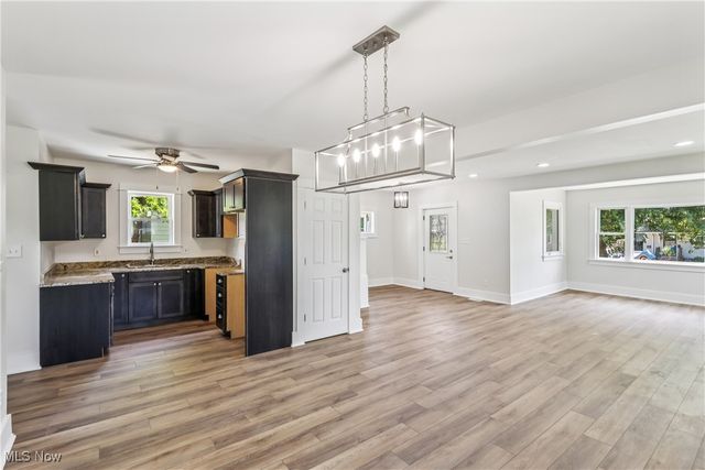 1551 Preston Avenue, Akron, OH 44305