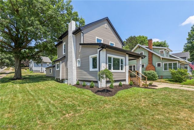 1551 Preston Avenue, Akron, OH 44305