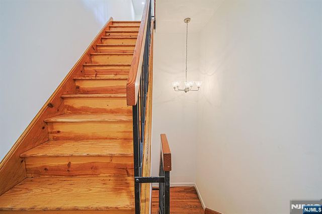 301 Grant Avenue 301, Cliffside Park, NJ 07010